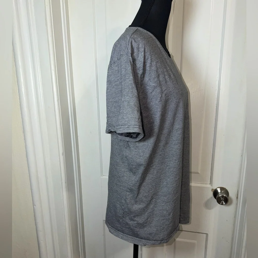Men's size 2X Original Penguin Heather Gray Short Sleeve Tee, shirt, top‎